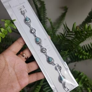 SALE🎉 Silver and Turquoise Bracelet